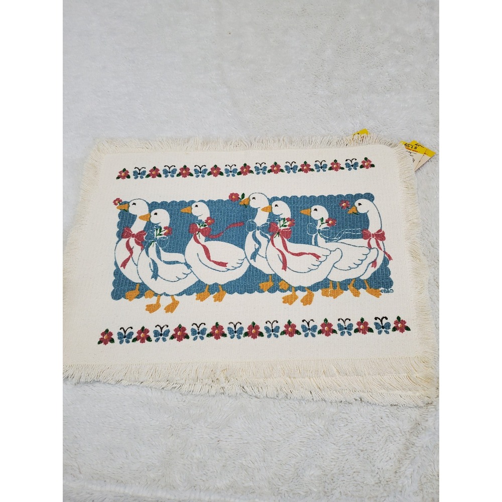 NWT Vintage White Blue Goose Geese Frayed Country Cottage Placemats Set 4